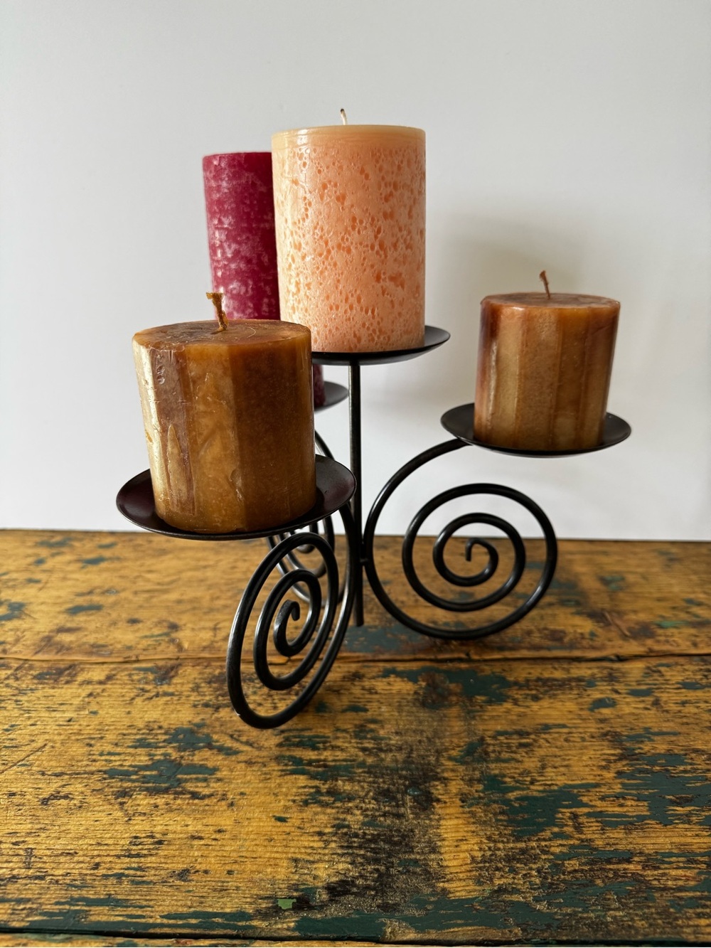 Decorative Spiral Metal Pillar Candle Holder